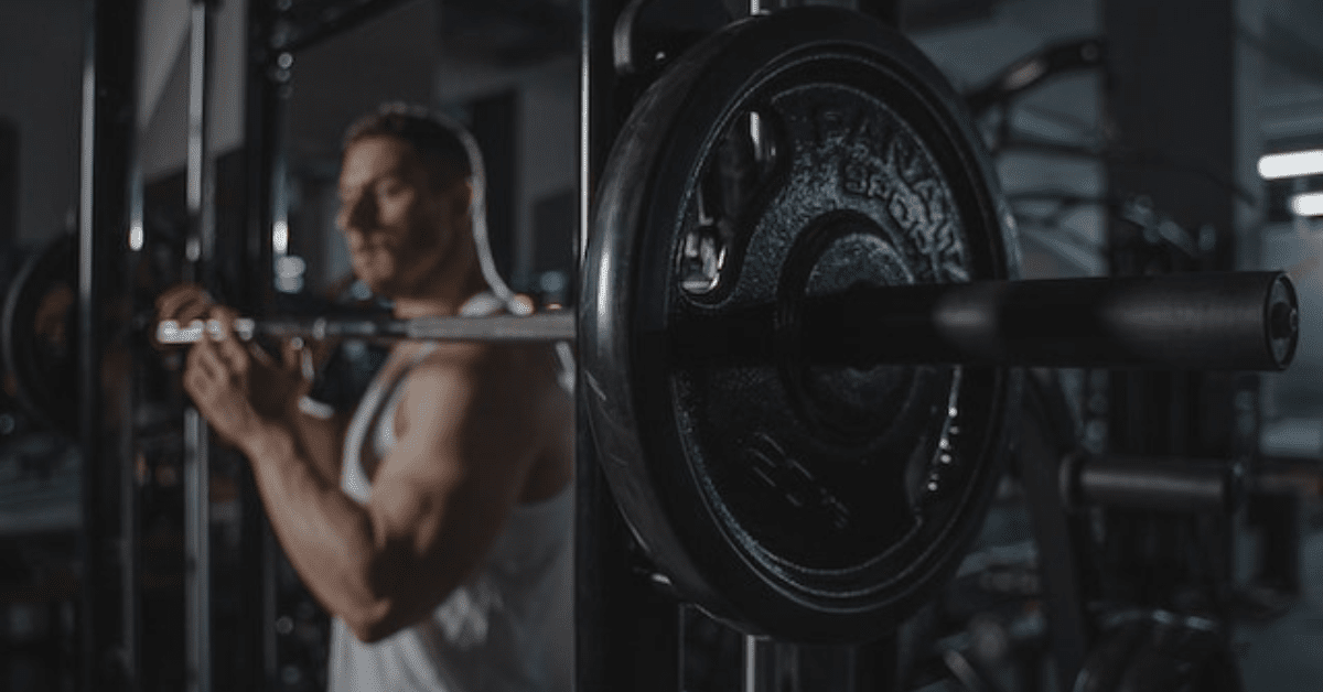 How much does a Smith Machine Bar weigh in 2023